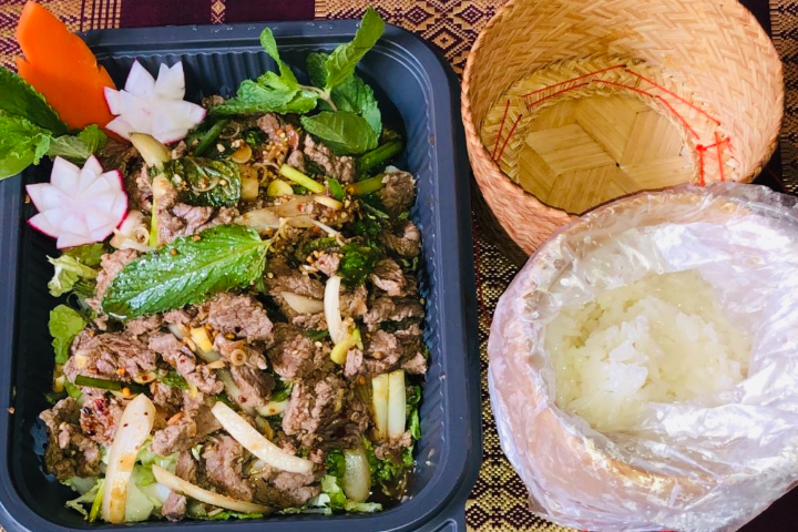 Seua Ronghai - Chiang Mai Thai