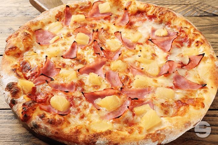 Pizza Hawaii - Bistro Valentino
