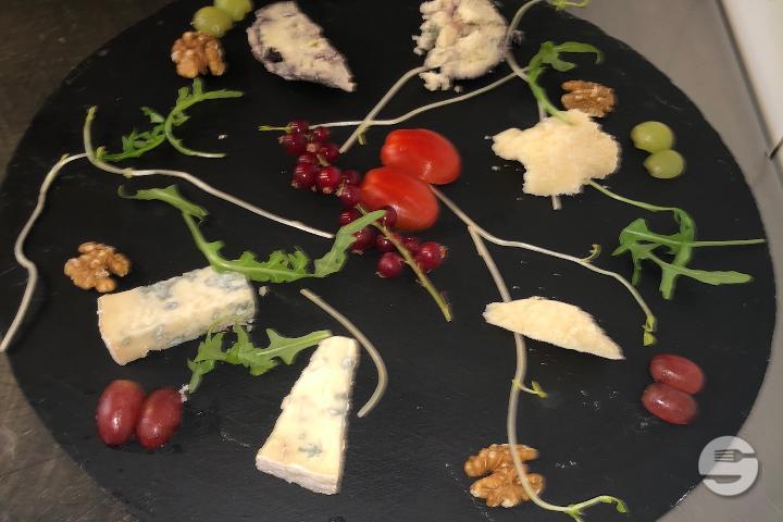 Cheeses Plate - La Pergola
