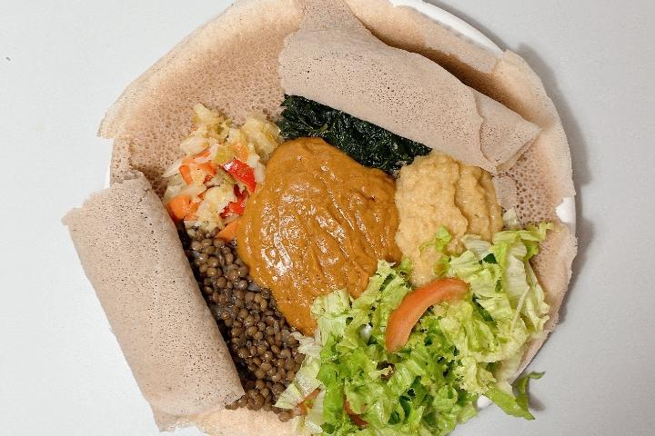Veggie Teller nur Mittagsessen - Habesha