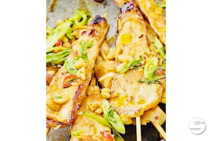 Pouletspiessli mit Erdnuss Satay Sauce - China Restaurant Lily