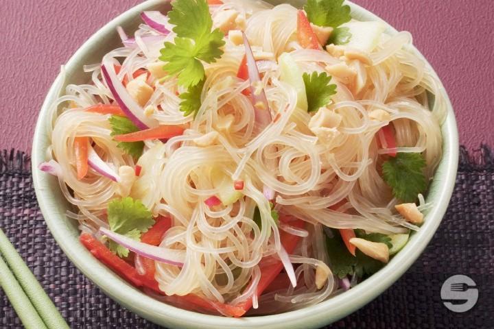 Glasnudelsalat mit Scampi - China Restaurant Lily
