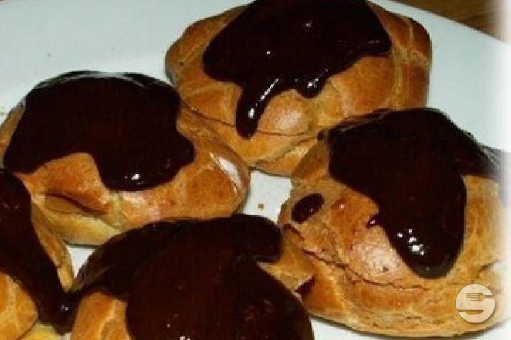 Profiteroles - Chez Ross