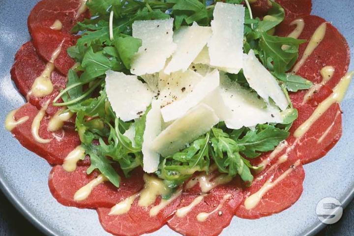 Carpaccio de boeuf - Le Puck