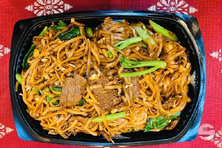 Phad Se -Ew - Piman Thai
