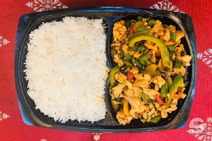 Grapaw Gai - Piman Thai