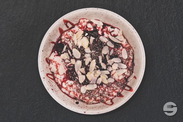 Berry Porridge - Beetnut Europaallee