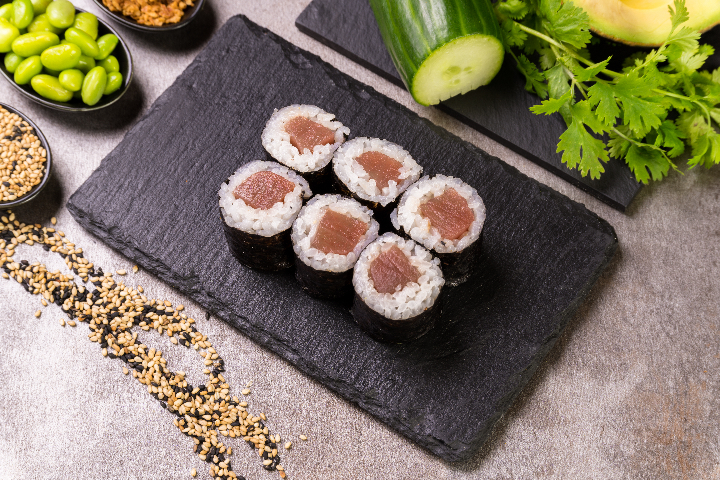 Maki Thon Cru - Sushi Deli