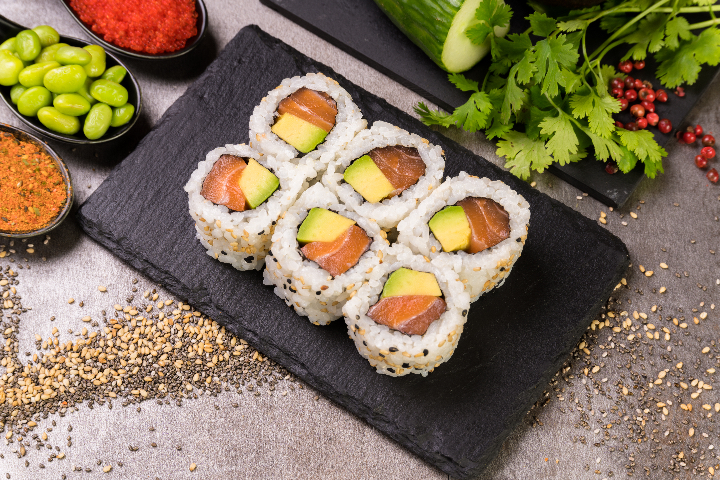 California Saumon Avocat - Sushi Deli