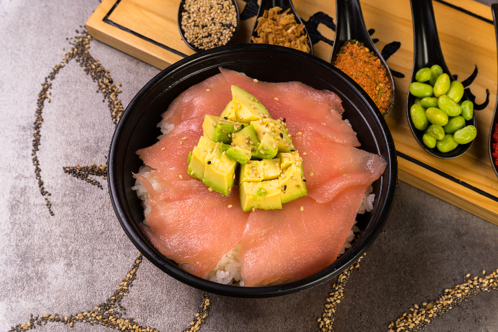 Chirashi Thon Avocat - Sushi Deli