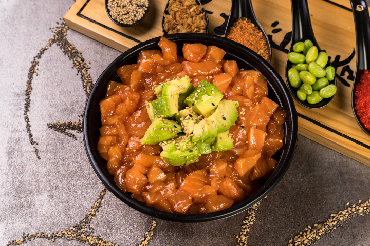 Chirashi Saumon Mariné Avocat - Sushi Deli
