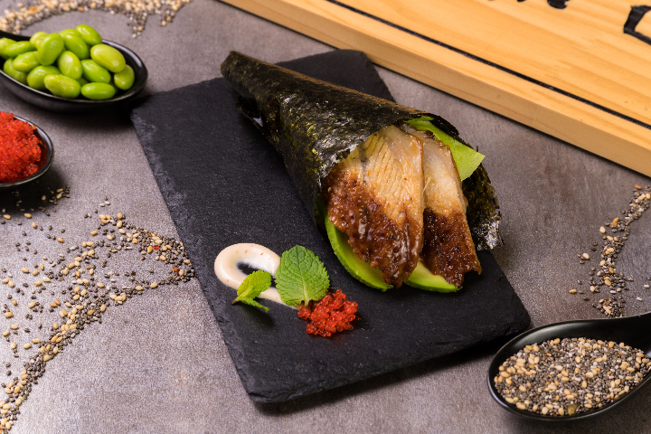 Temaki Anguille Avocat - Sushi Deli