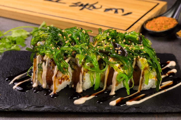 Wakami Roll Saumon Avocat Concombre - Sushi Deli