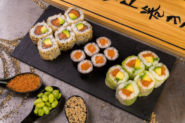 Saumon Roll Mixte - Sushi Deli