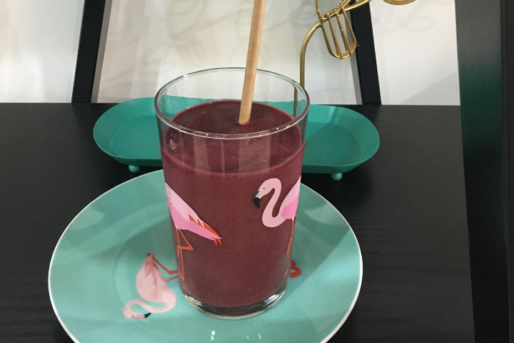 Smoothie Exotique (Açai, Banane, Amande, Myrtille) - Poke Bowl Montreux
