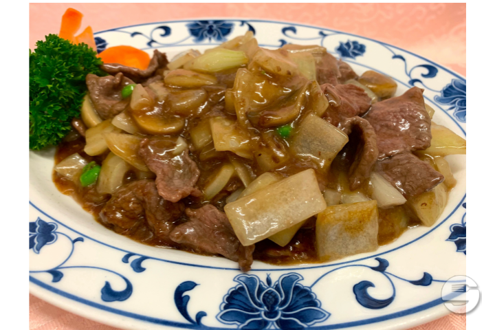 Beef with Oignons - Le raisin d'or