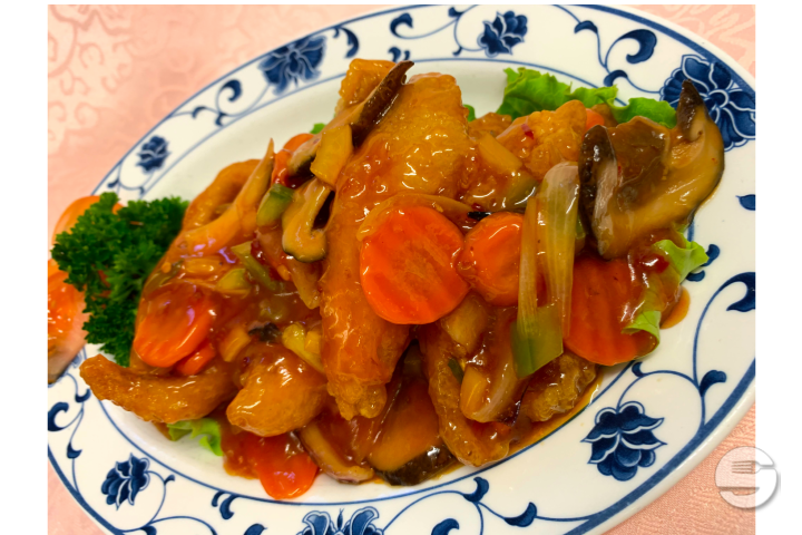 Fried Perches with Chinese Mushrooms - Le Raisin d'Or