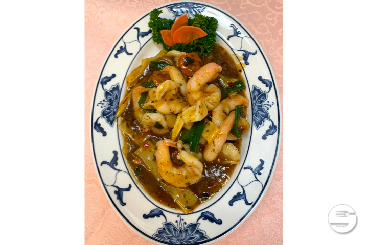 Prawns Fried with Basil Sauce - Le raisin d'or