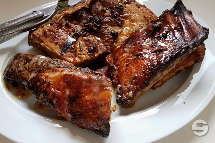 F2. Travers de Porc Laqué - Hong Kong Palace Boudry