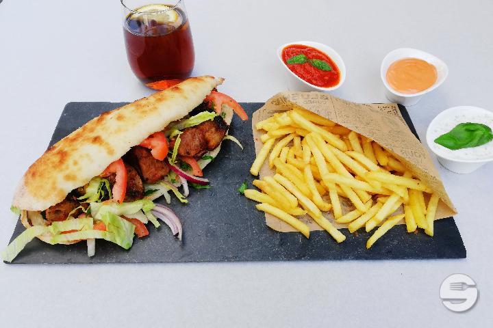 Menu sandwich émincé d’agneau - Le Triangle