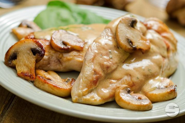 406 - Poulet champignons et bambou - Hong Kong Palace Neuchâtel