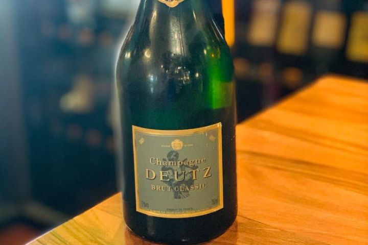 Deutz Brut Classic - Les Philosophes
