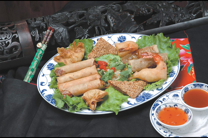 146. Assortiment de hors-d'œuvre en beignet - Zhong tong