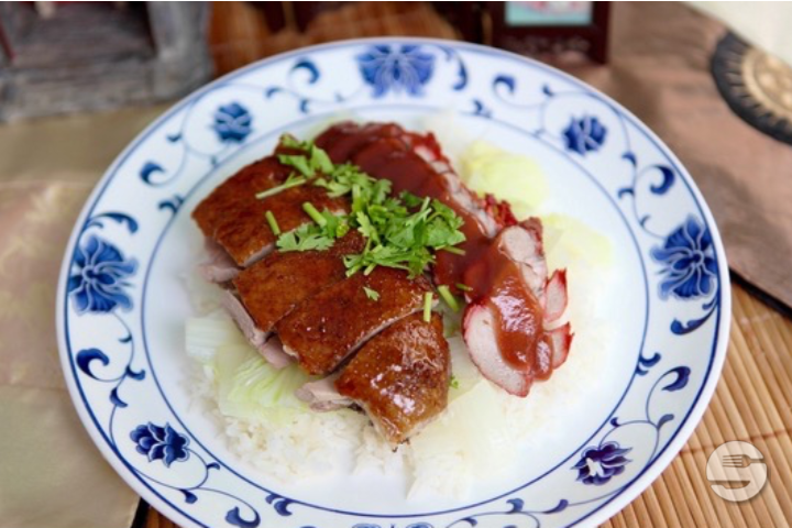 610. Riz de la rôtisserie "avec canard et porc laqué" - Zhong tong