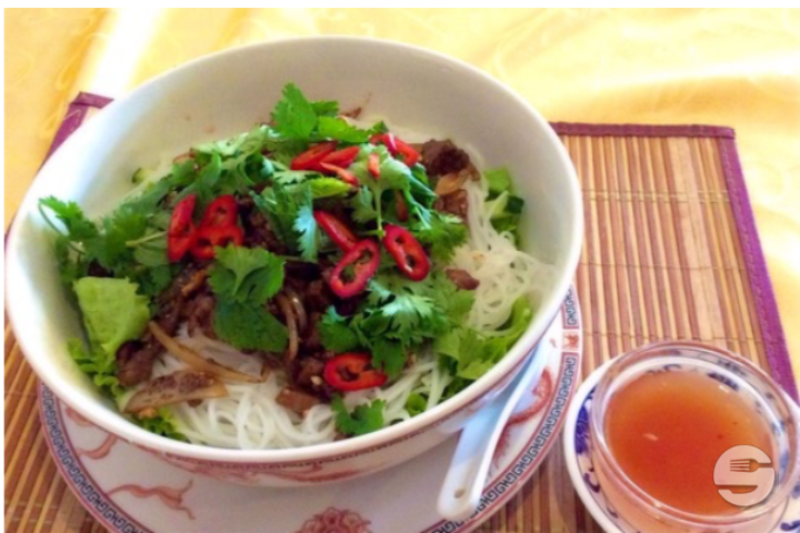 631. Vermicelles au bœuf (bun bo) - Zhong tong