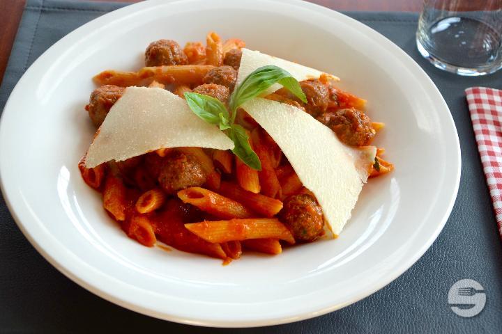 Penne Polpettine - La Terrazza