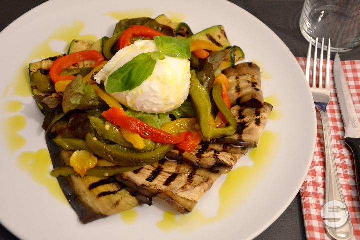 Burrata e legumi - La Terrazza