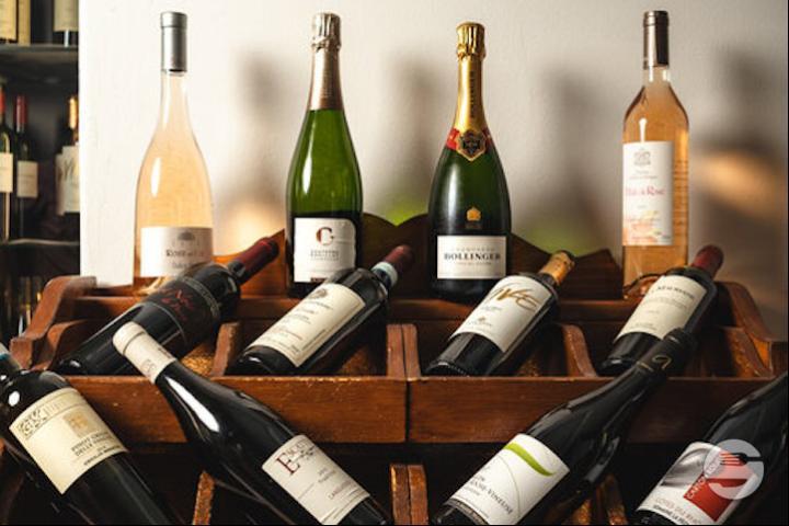 Carton Rouge Domaine la Pâquerette AOC 2017 - L'Agape