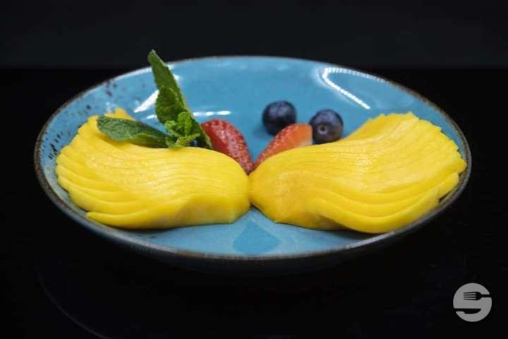 Fresh Mango Plate - Honkaku