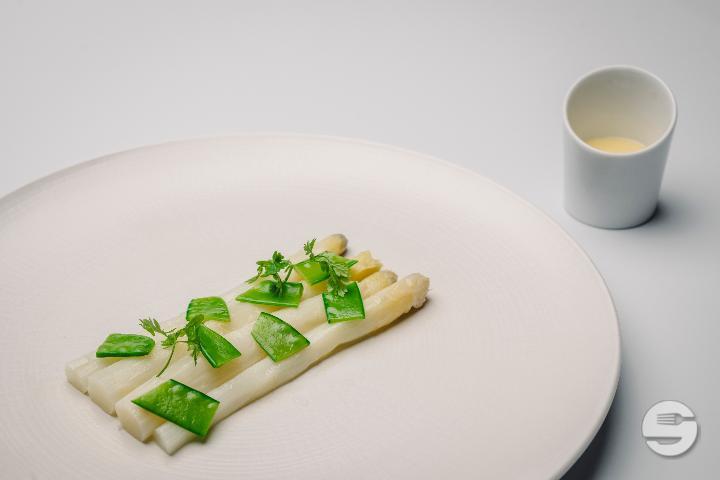 White asparagus - Le Fouquet's Montreux