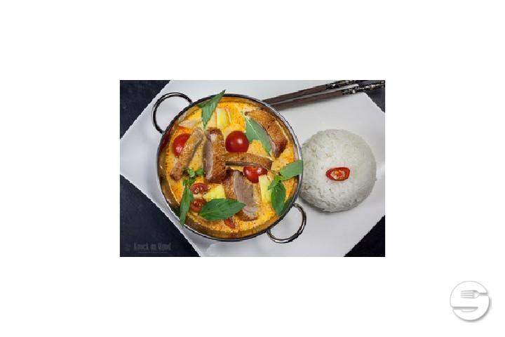 Curry - Knock on Wood