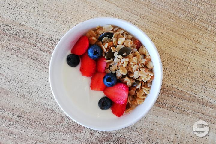 Granola croustillant aux fruits frais - L'Echo