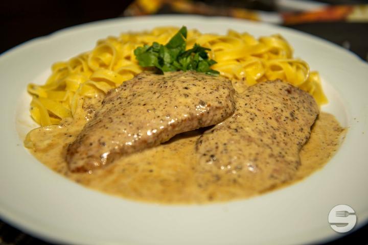 Veal cutlet - Punto e Pasta