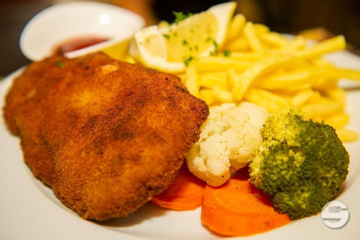 Pork Cordon Bleu - Punto e Pasta