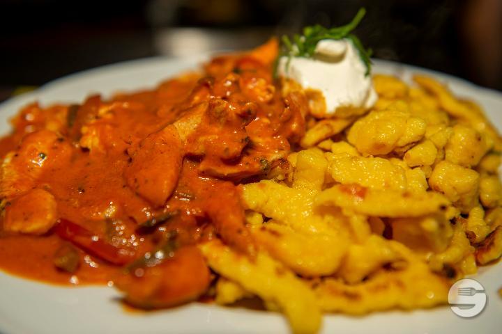 Chicken Stroganoff - Punto e Pasta