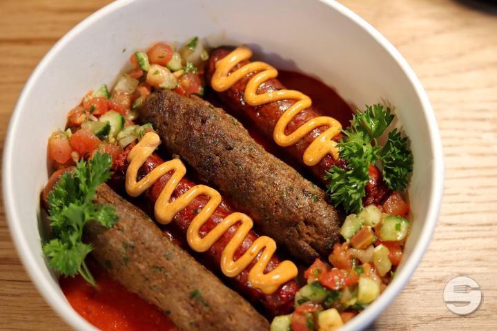 Duo de Kefta d'Agneau et Merguez, Chutney de Tomate Épicée - Kasbar
