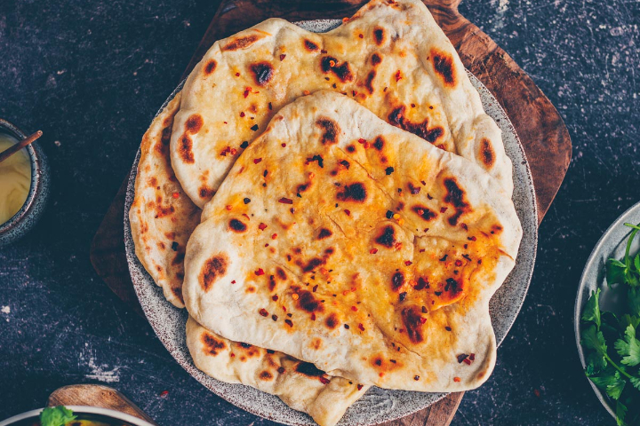 Chilli Naan - Tandoori Indian Restaurant