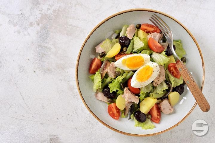Salade niçoise - Brasserie de l'Etoile
