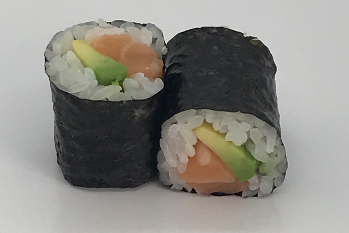 Hosomaki saumon avocat - Maison Ichi