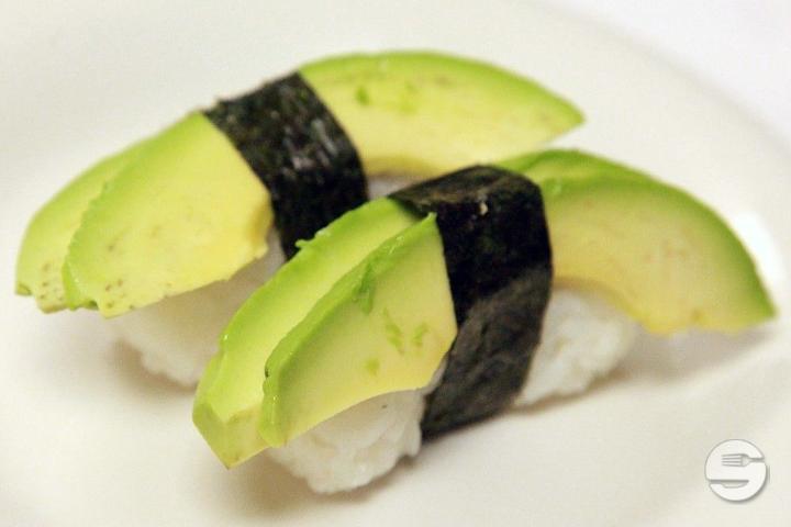 Avocado (2 pc) - Movie Sushi