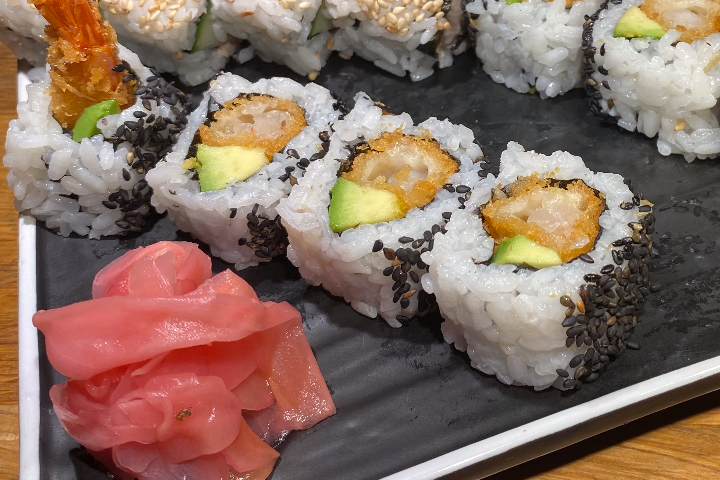 4205. Pop Shrimps Roll - Movie Sushi