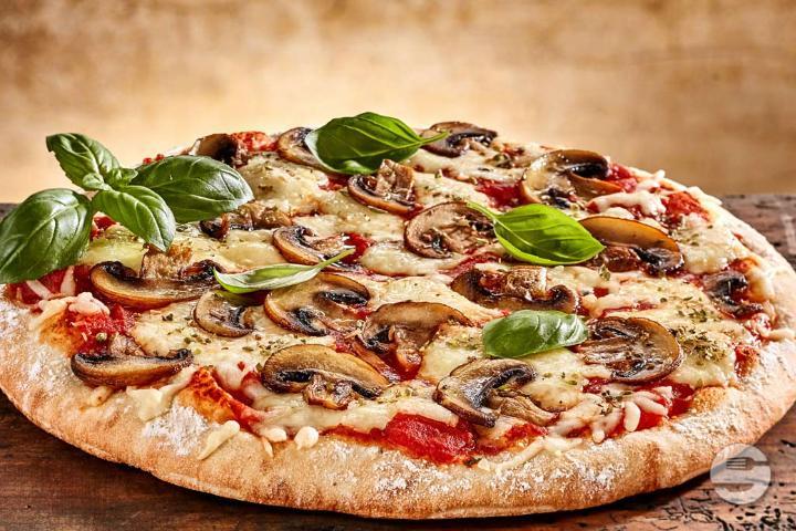 Pizza Fungi - Lofthouse 77