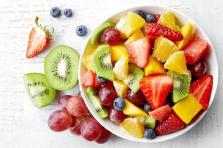 Seasonal Fruit Salad - Green & Fit Food