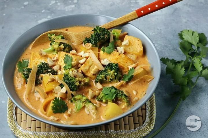 Massaman - Sweet & Sour