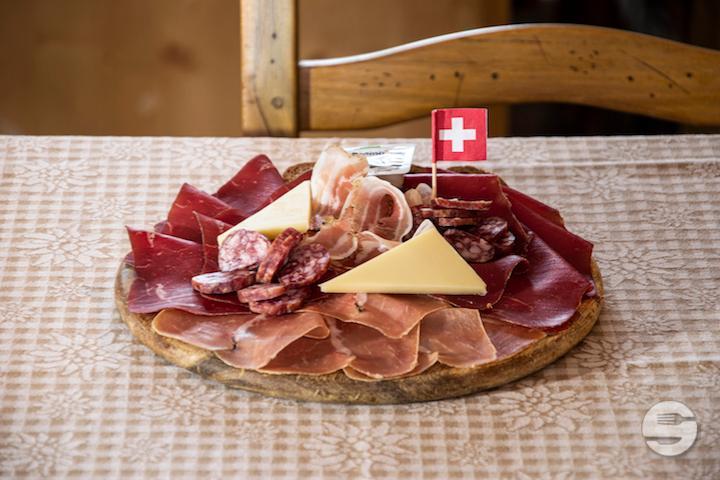 Valaisanne plate - Auberge de Savièse