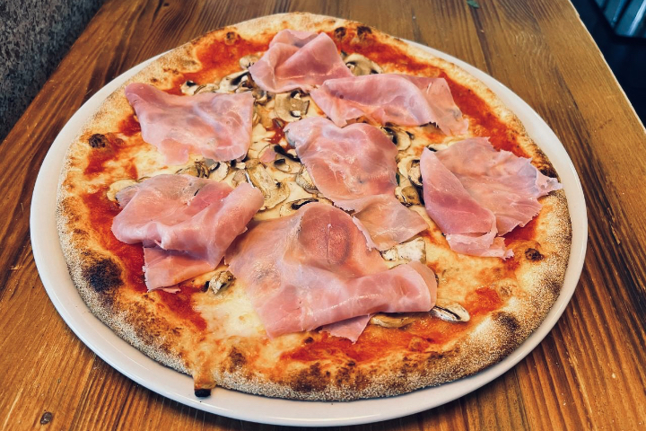 Prosciutto e funghi - Al Ventuno